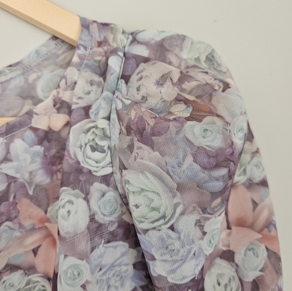Floral  blouse "Chiffon" by American apparel size S - Picture 3 of 5